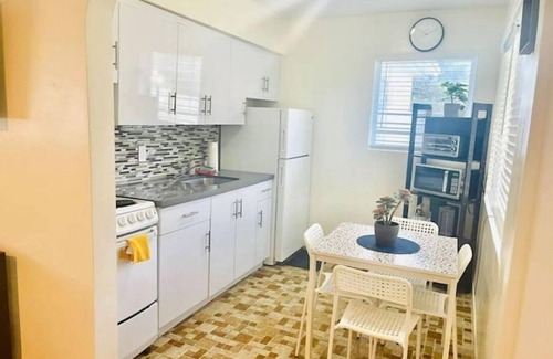 Highland Garden Condo | Oasis at Hollywood II - Sleep 3 Unit 12