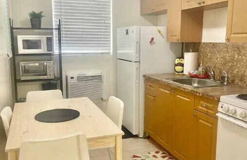 Highland Garden Apartment | Oasis at Hollywood II - Sleep 2 - Unit 4