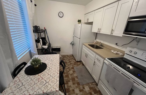 Highland Garden Apartment | Oasis at Hollywood ll - Sleep 3- Unit 11