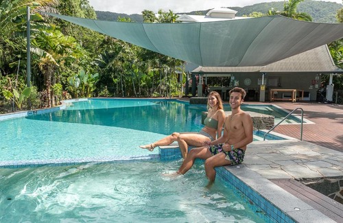 Palm Cove Apartment | Oasis at Palm Cove
