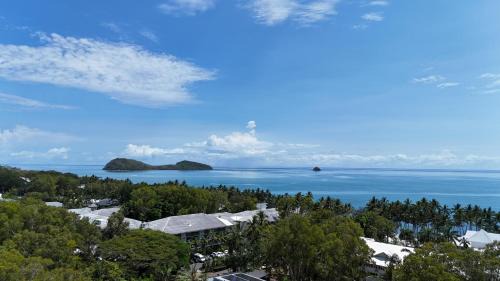 Palm Cove Apartment | Oasis at Palm Cove