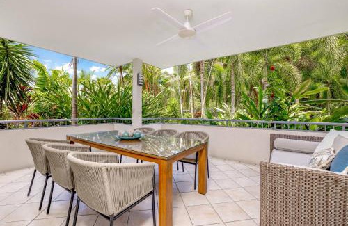 Palm Cove Apartment | Oasis at Palm Cove