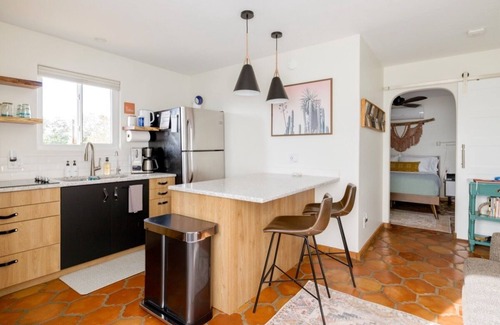 Orange Ranch Estates House | Oasis Casita: Luxe Guest House on Peaceful 4 Acres, Hot Tub