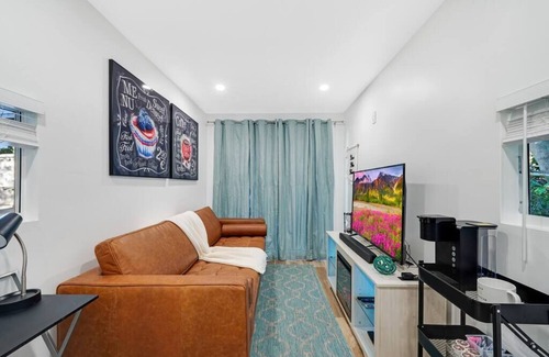 Davie Villa | Oasis Container Home