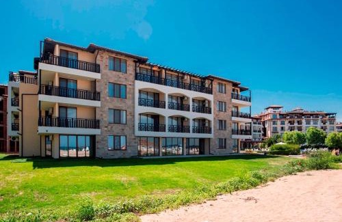 Lozenets Resort | Oasis Del Sol - Front Beach