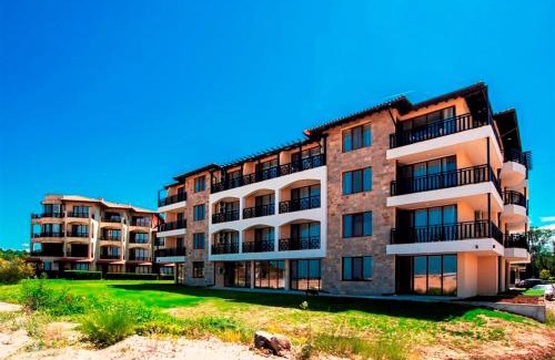 Lozenets Resort | Oasis Del Sol - Front Beach