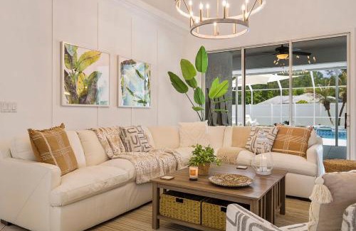 Palm Coast House | Oasis Heated Pool Spa Fenced Yard Bicycles