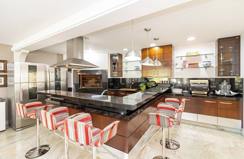 Santa Quiteria House | Oasis in the city - High standard mansion in Curitiba