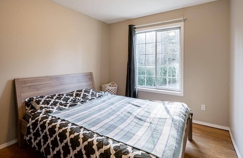 Langley House | OASIS in the City!