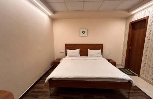 Jalandhar Hotel | Oasis Inn