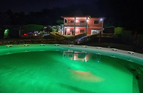 Oia House | OASIS INN PEDORNES: The Vacation You Deserve! Maximum Comfort and Enjoyment.
