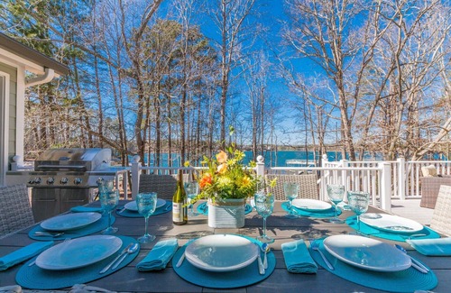 Cumming House | Oasis - Lakefront, Open Floorplan, Boat Dock