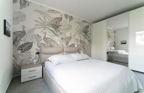Bergamo Apartment | Oasis Luxury - A.C/Terrace/2Bedrooms