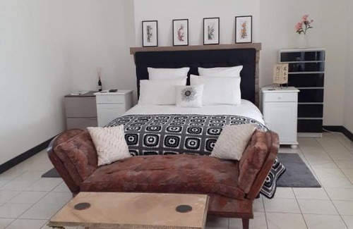 Marconne Bed & Breakfast | Oasis Master Suite