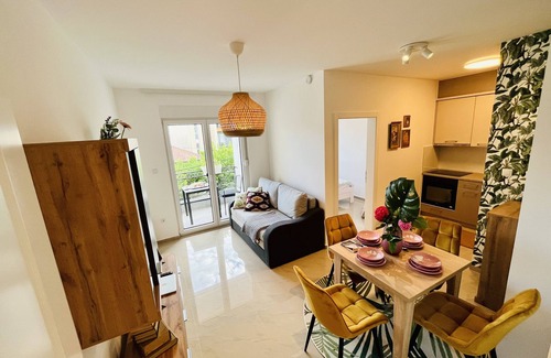 Bijeljina Apartment | Oasis - modern city oasis