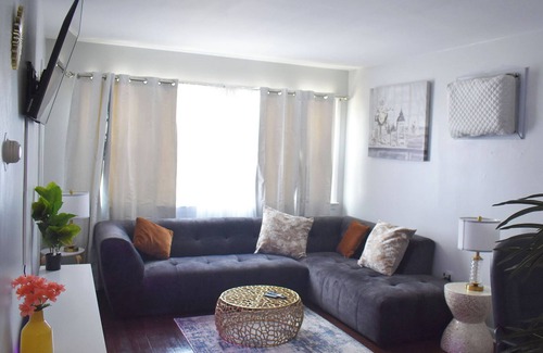 Linden Apartment | Oasis Near it All!