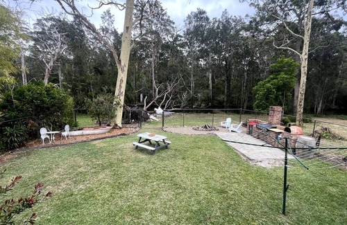 Sanctuary Point House | Oasis on The Park - Beautiful creekfront reserve