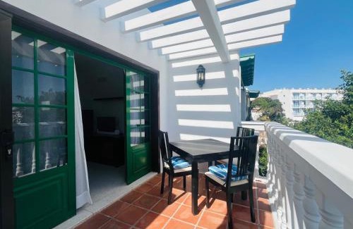 Puerto del Carmen Apartment | OASIS PLAYA CHICA con terraza a 100m del Mar