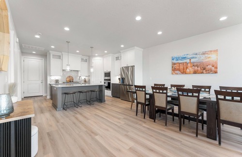 St. George House | Oasis Retreat: Desert Color Lagoon + Beaches, Private Hot Tub