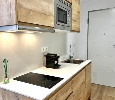 Marbella City Centre Apartment | Oasis Studio Center Marbella - EaW Homes