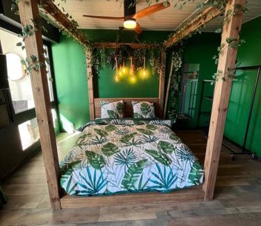 Saint-Hilaire-de-Riez Apartment | Oasis Tropical & Sauna