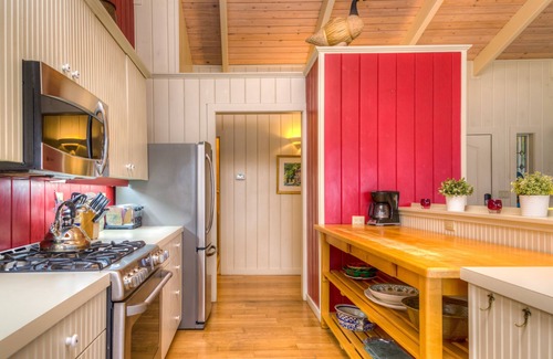 Gearhart House | OB:}Ocean/River&MtViews~Hot-Tub ~Kayaks~FirePit~Ping-Pong~Foosball~Bikes~DogsOk~
