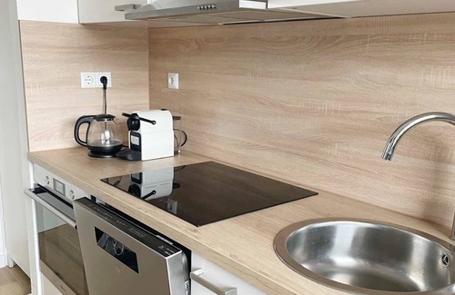 Oldenburg Apartment | Ob11 - Modernes 2 Zimmer Apartment mit Balkon in Oldenburg, 52qm, 2 Zimmer, Max. 4 Personen