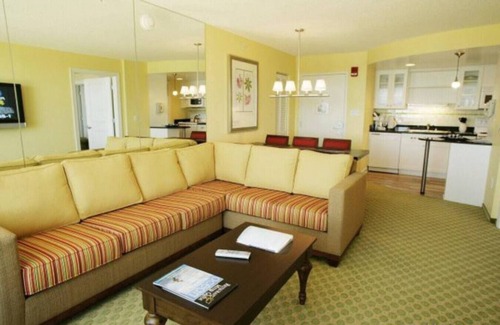 Northeast Virginia Beach House | OBC 2 bedroom Ocean Front · Ocean Front, 2 Bedroom Suite!