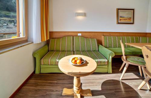 Lagundo Apartment | Obermoarhof Hönigspitze OG Deluxe