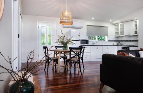 Hepburn Springs House | Oblique