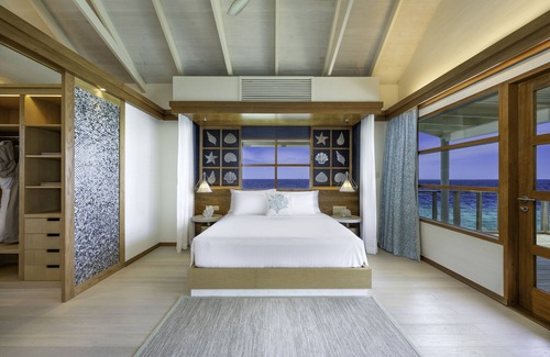Farukolhufushi Island Resort | OBLU SELECT Lobigili with Free Transfers