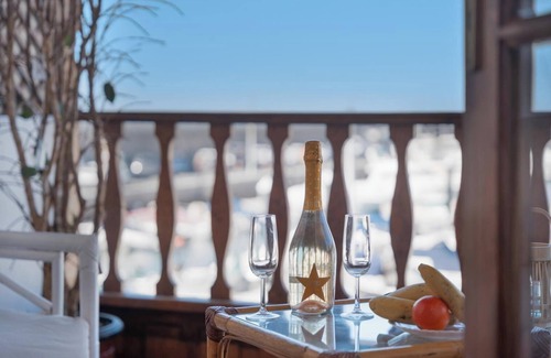 Los Gigantes Apartment | Ocean View-2 Bed-Sleeps 4-Marina