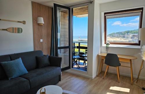 Deauville Apartment | Ocea Marina appartement vue mer refait à neuf avec parking privatif