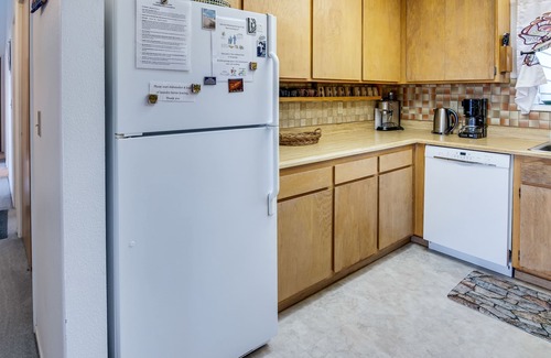 Waldport House | Ocean 2 Bay - Ocean/Bay View