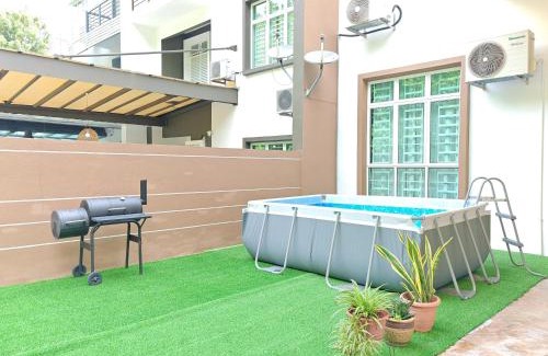 Tanjung Bungah House | Ocean 27 Batu Ferringhi Shamrock Beach 6 Bedroom 22pax with Pool