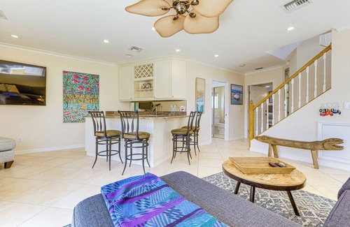 Nettles Island House | Ocean Access, Mini Golf & Pools: Jensen Beach Gem