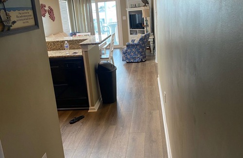 Myrtle Beach Condo | Ocean and Pool view - Aug and Sept dates available