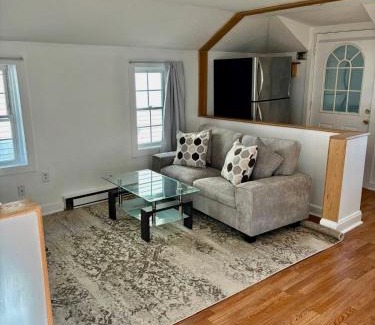 New London Apartment | Ocean Ave Suite