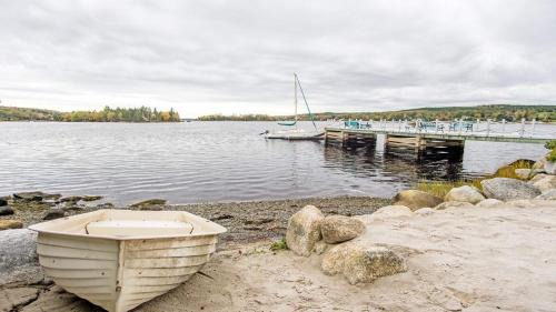 Musquodoboit Harbour House | OCEAN BAY VIEW Luxury Guesthouse