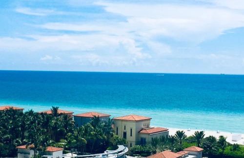 Mid Beach Apartment | OCEAN & BAY VIEWS 2BR 2BA BEACH CONDO! Free Parking