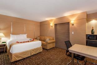 Bermuda Riviera Hotel | Ocean Beach Palace
