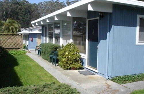 El Granada Apartment | Ocean, Beach, Trails. 5 Minutes West! Lease Available.