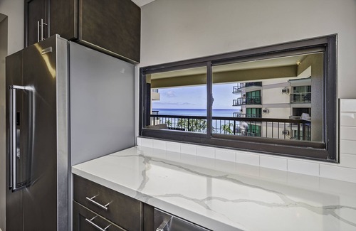 Waikiki Condo | Ocean-Beach Vacation Condo at Waikiki Beach Tower w/Amazing Hotel Amenities