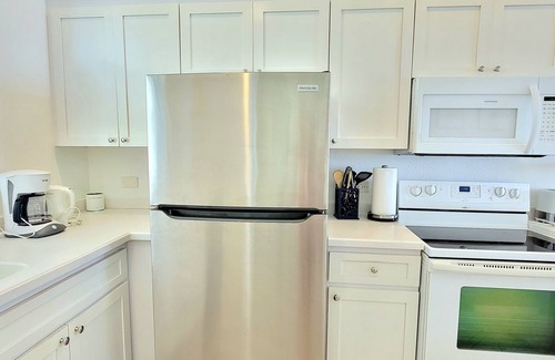 Bodden Town Condo | Ocean/Beachfront - stunning views! Seabreeze Villas