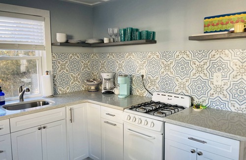 Ortley Beach Cottage | OCEAN BLOCK SEASIDE PARK! Book for September! Dog friendly!