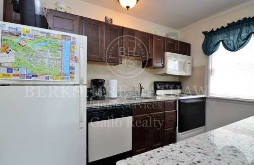 Rehoboth Beach Condo | Ocean Block - Steps to Beach & Boards at 7-2East Maryland Ave. Rehoboth Beach