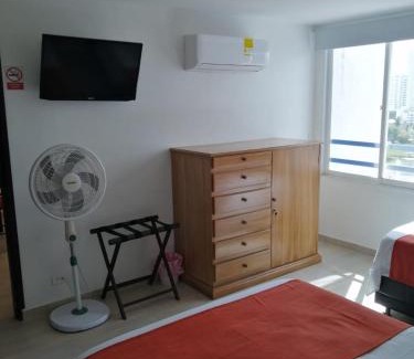 El Laguito Apartment | Ocean blue Ed Conquistador
