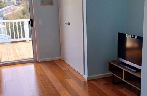 Venus Bay House | Ocean Blue - Linen, WiFi, Kayo and Pet Friendly