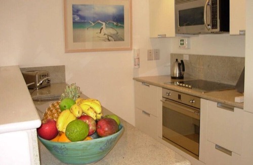 Porters Apartment | Ocean Blue Luxury Apartment - Beachfront - Glitter Bay 203