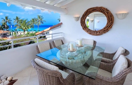 Porters Apartment | Ocean Blue Luxury Apartment - Beachfront - Glitter Bay 203